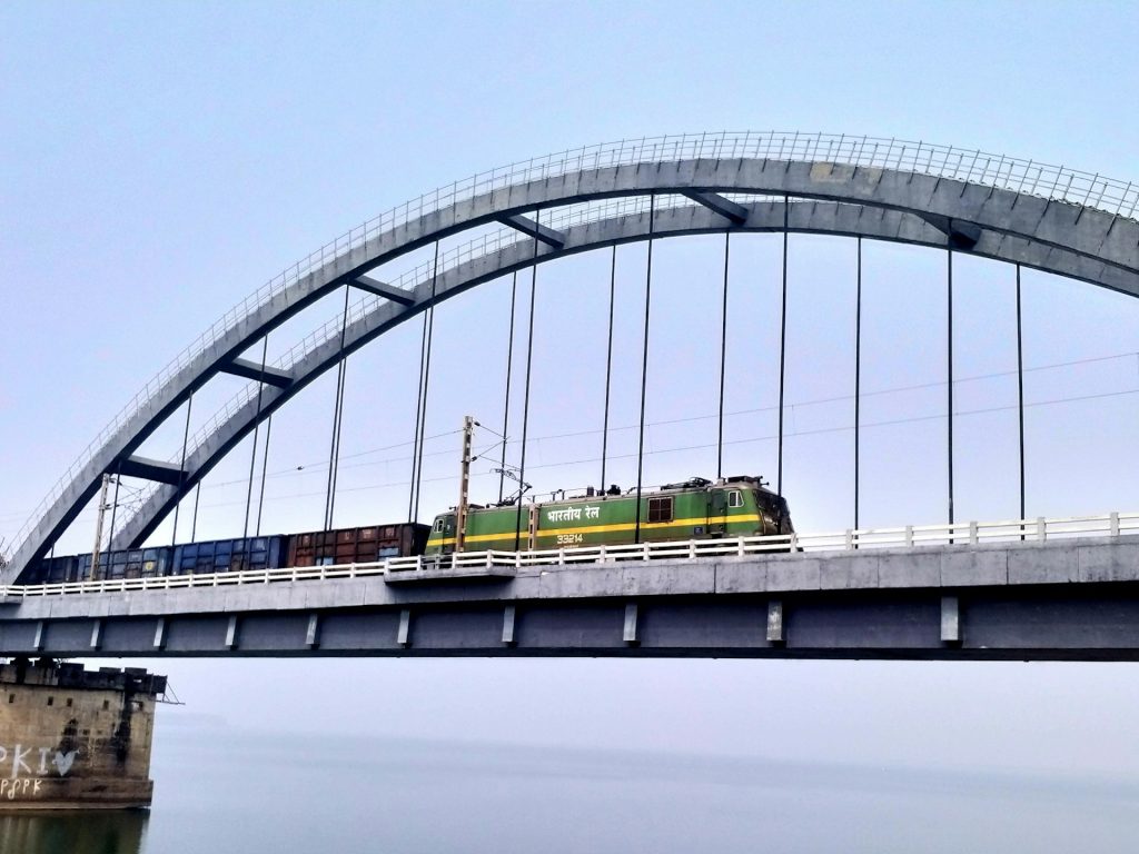 Nova ponte ferroviária entre Espanha e Portugal em andamento