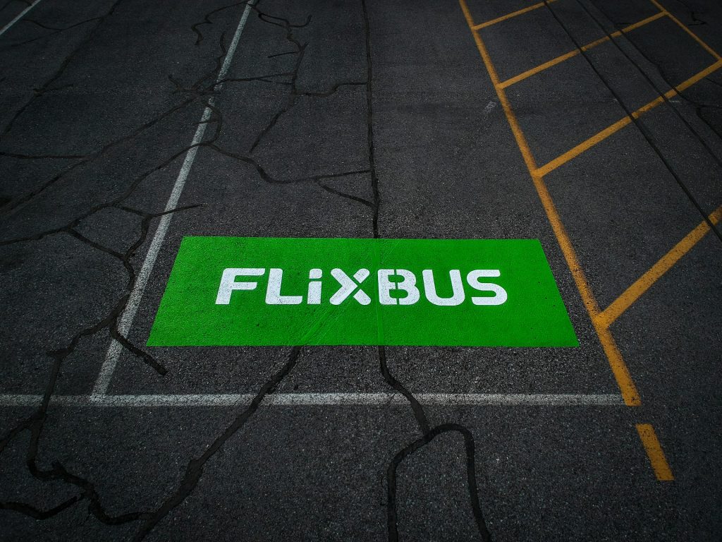 Flixbus Expande Operações em Portugal com Novos Serviços